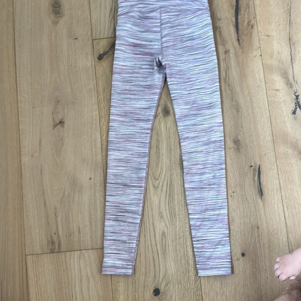 Athleta Girl Spacedye Chit Chat Tight Leggings pink Pocket Logo Leggings 8/10